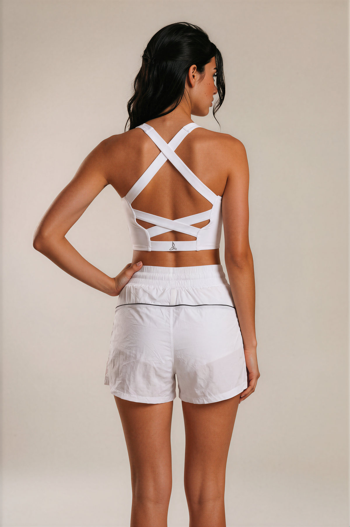Crossline Sculpt Top – White