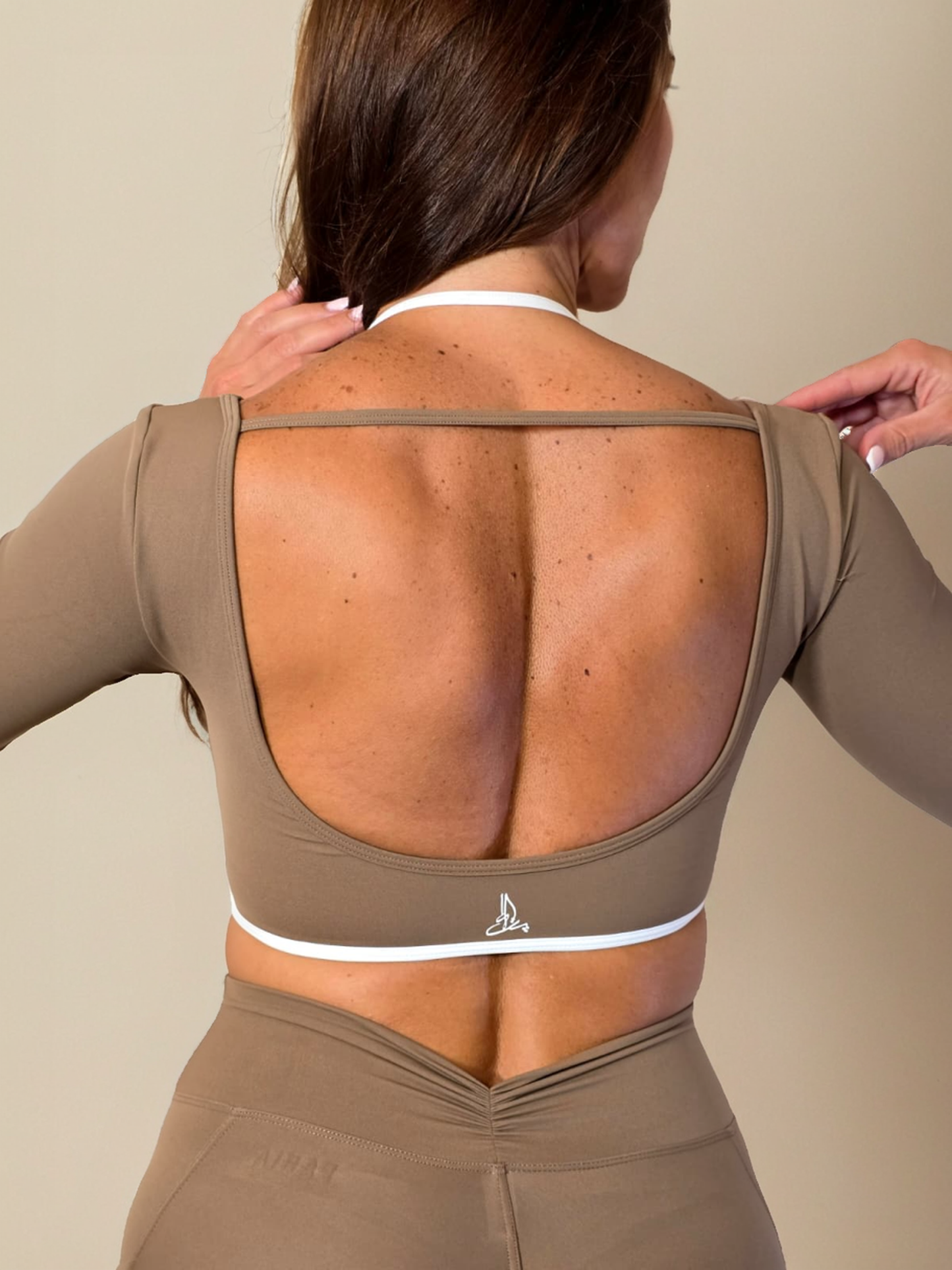 Paria Eclipse Long Sleeve Crop Top-Braun
